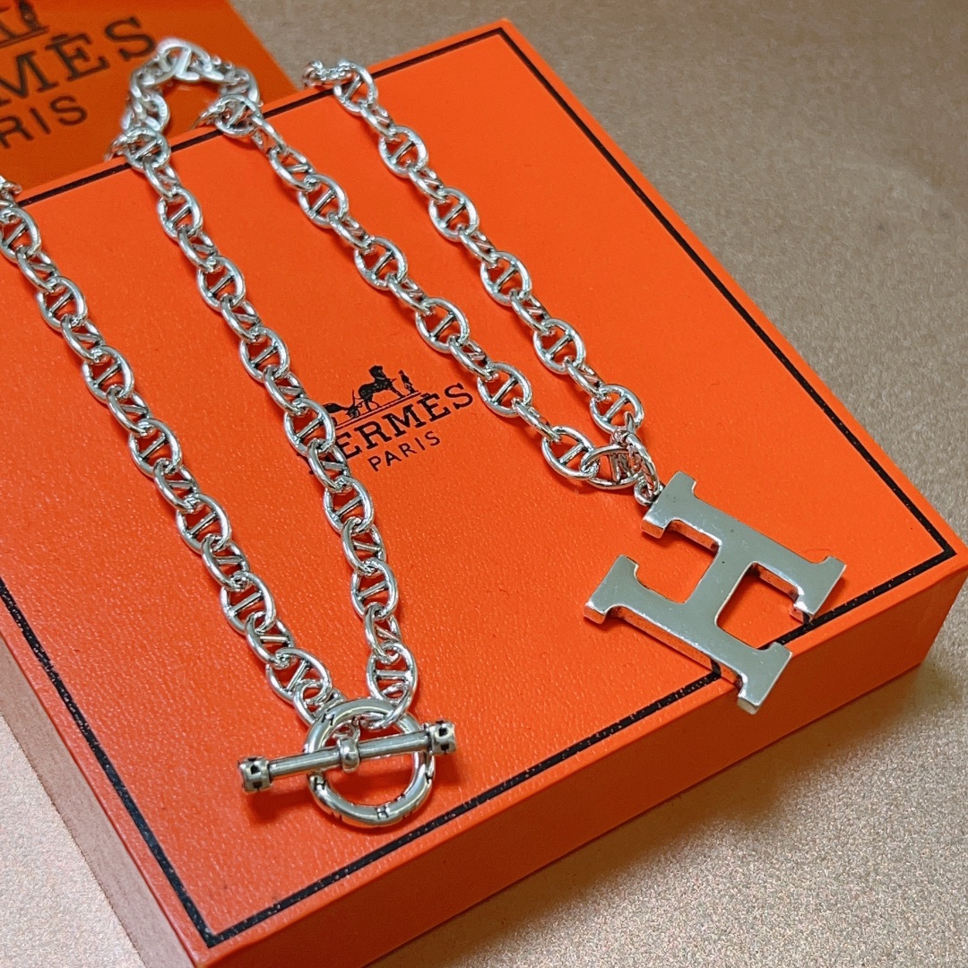 Hermes Necklaces